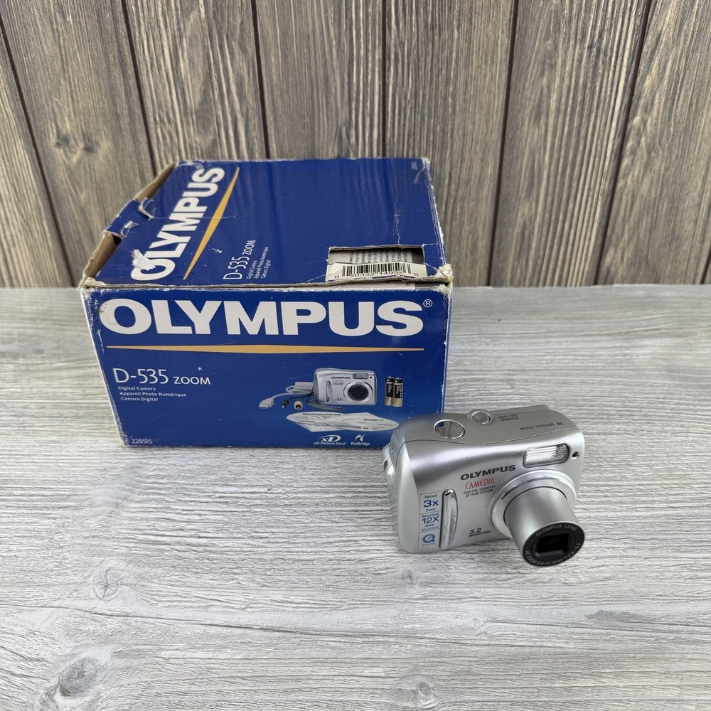 Olympus Digital Camera Camedia D-535 Zoom 3.2MP Silver Tested Working
